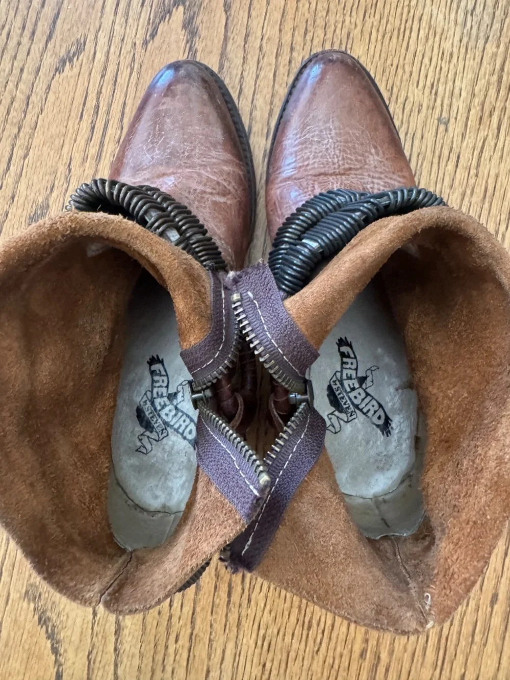 Freebird by Steven Women's Ankle Boots Size 7 Genuine Leather Metal Details